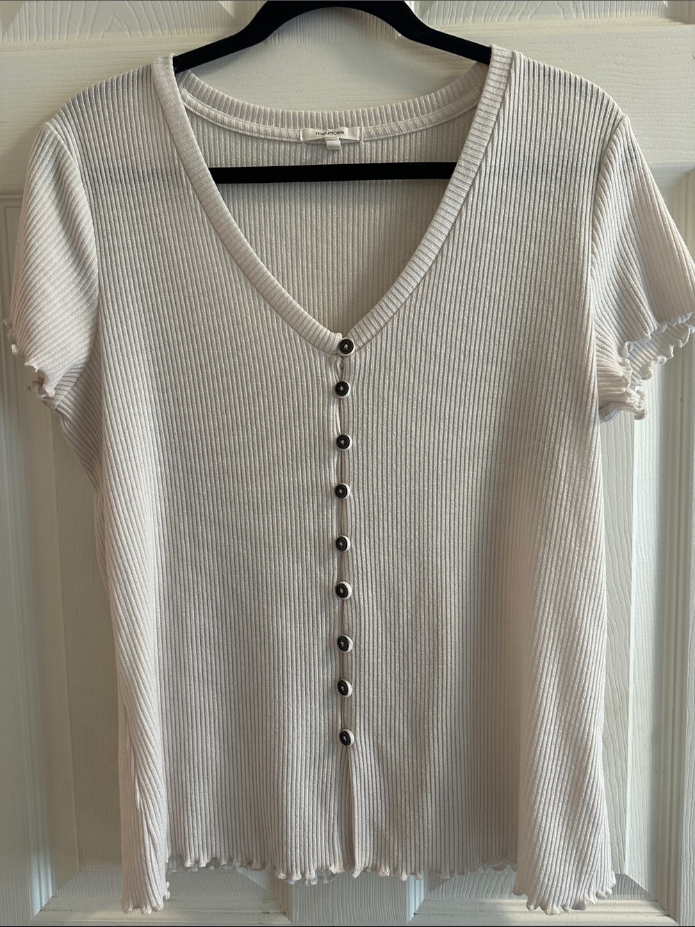 Maurice’s Ribbed V-Neck Button-Front Short Sleeve Lettuce Hem Top